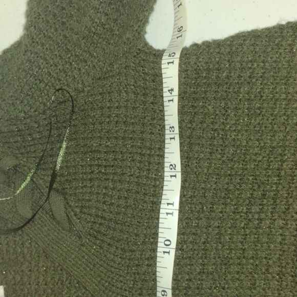 Aeropostale dark green sweater size small knit - Picture 4 of 7
